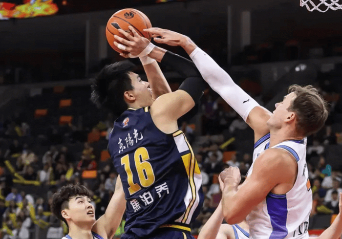 广东力克新疆狂轰111分 罚球命中率成胜负关键