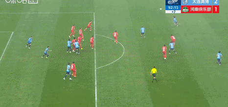 吕焯毅27米远射绝杀逆转大连英博