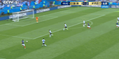 吕焯毅27米远射绝杀逆转大连英博